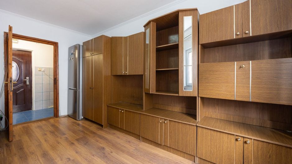 TRACTORUL | Garsoniera 21mp baie proprie ideal investitie - Poză 4