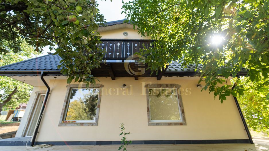 Casa de vacanță din Tohănița – locul unde muntele întâlnește liniștea - Poză 8