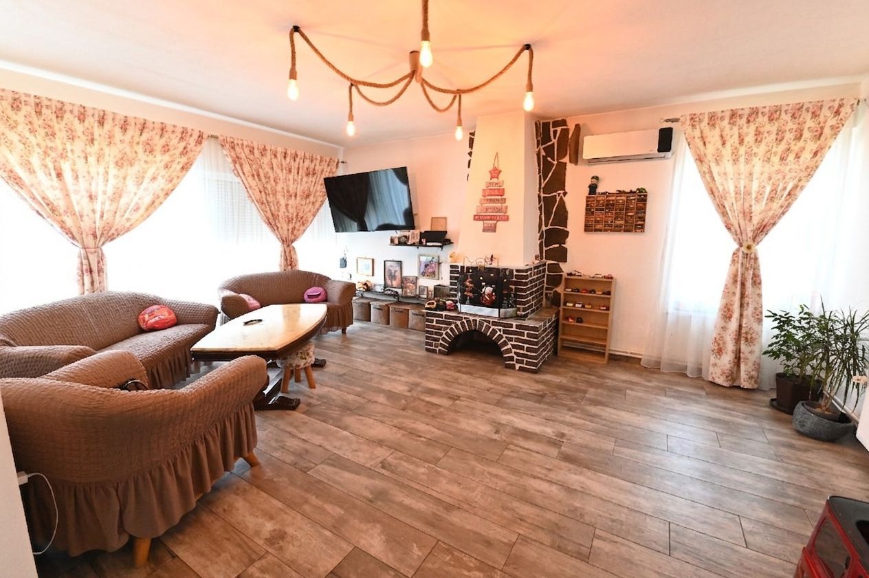 Doua case de vanzare in Carcea | 1.066 mp teren | 0% Comision - Poză 4