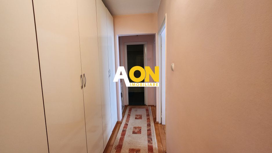 De vanzare apartament 3 camere, zona Cetate - Poză 10
