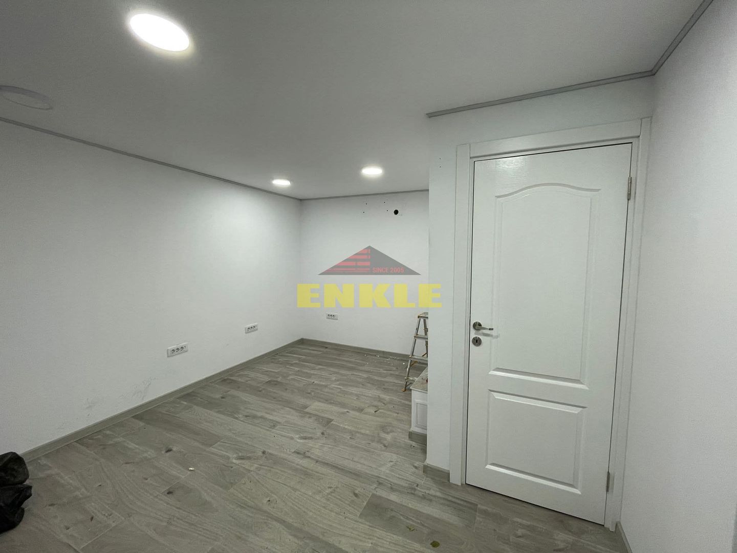 De inchiriat sptiu comercial, zona Bulevard. - Poză 1