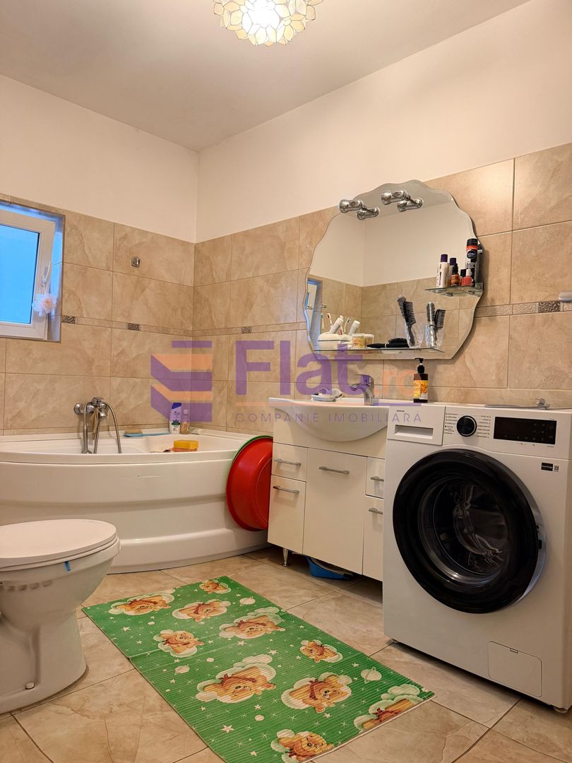 Casă spațioasă și elegantă cu teren  – Sânpetru - Poză 27