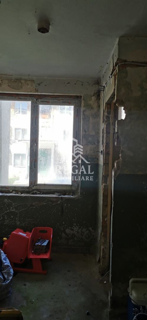Apartament de vânzare în Ghelari – parter, ideal pentru renovare - Poză 8
