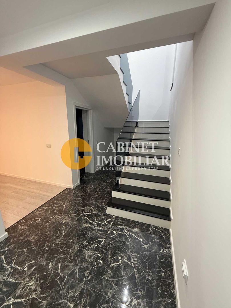 Casa individuala - 132 m2 utili - Miroslava - Poză 3