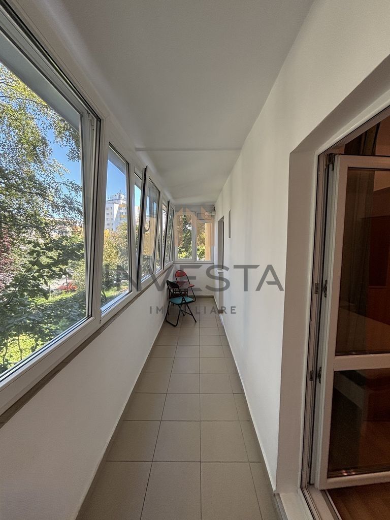 Apartament cu 2 camere decomandate, Etaj Intermediar, zona Zorilor - Poză 9