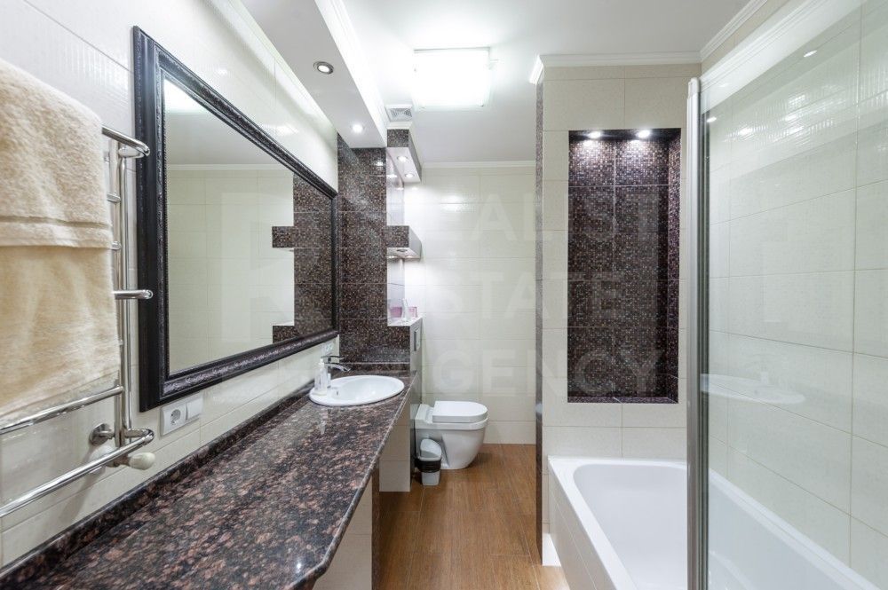 Chirie, apartament, 4 camere, Centru - Poză 8