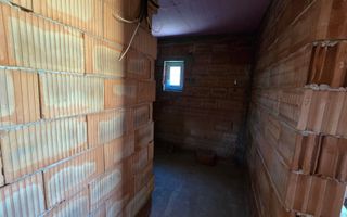 Casă la roșu la 165000 euro I Pe teren de 32 de ari I Măneuți - Poză 8