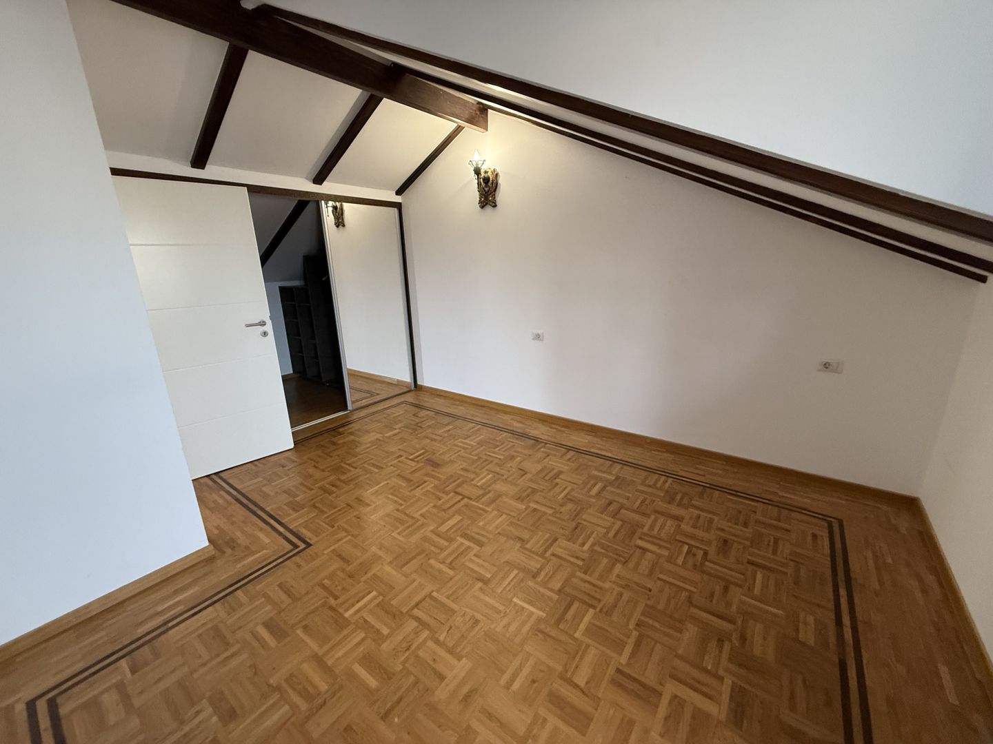 Casa Horodnic De Sus | Teren 1500MP | 131.000 Euro - Poză 4