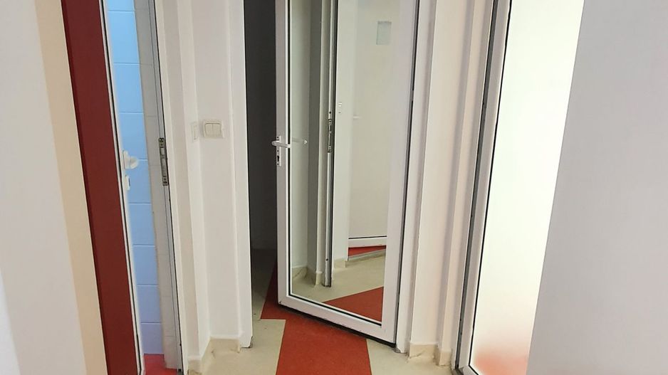 SPAȚIU COMERCIAL - Ap. 1 cameră, parter, zona TRAIAN; - Poză 7