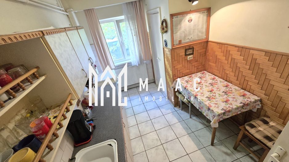 Apartament 3 camere decomandate 2 bai Zona Strand - Poză 3
