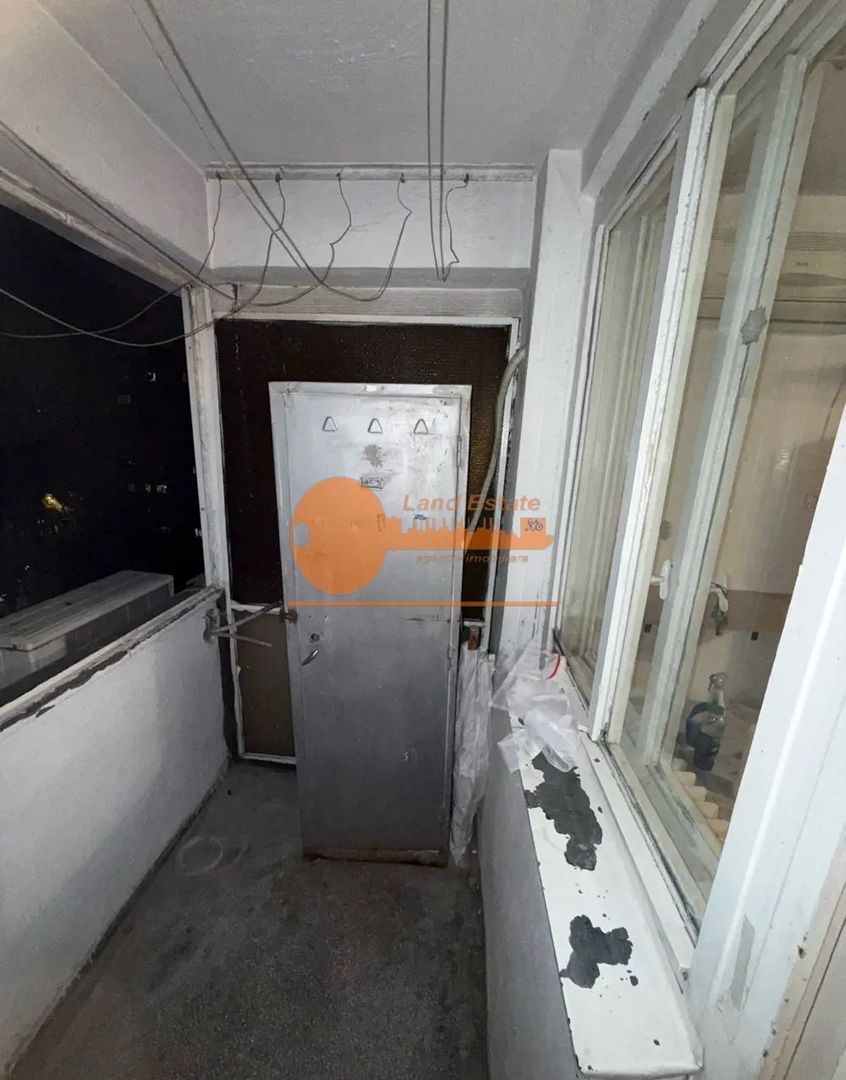 Gorsoniera in zona Drumul Taberei (Bloc de Garsoniere) - Poză 6