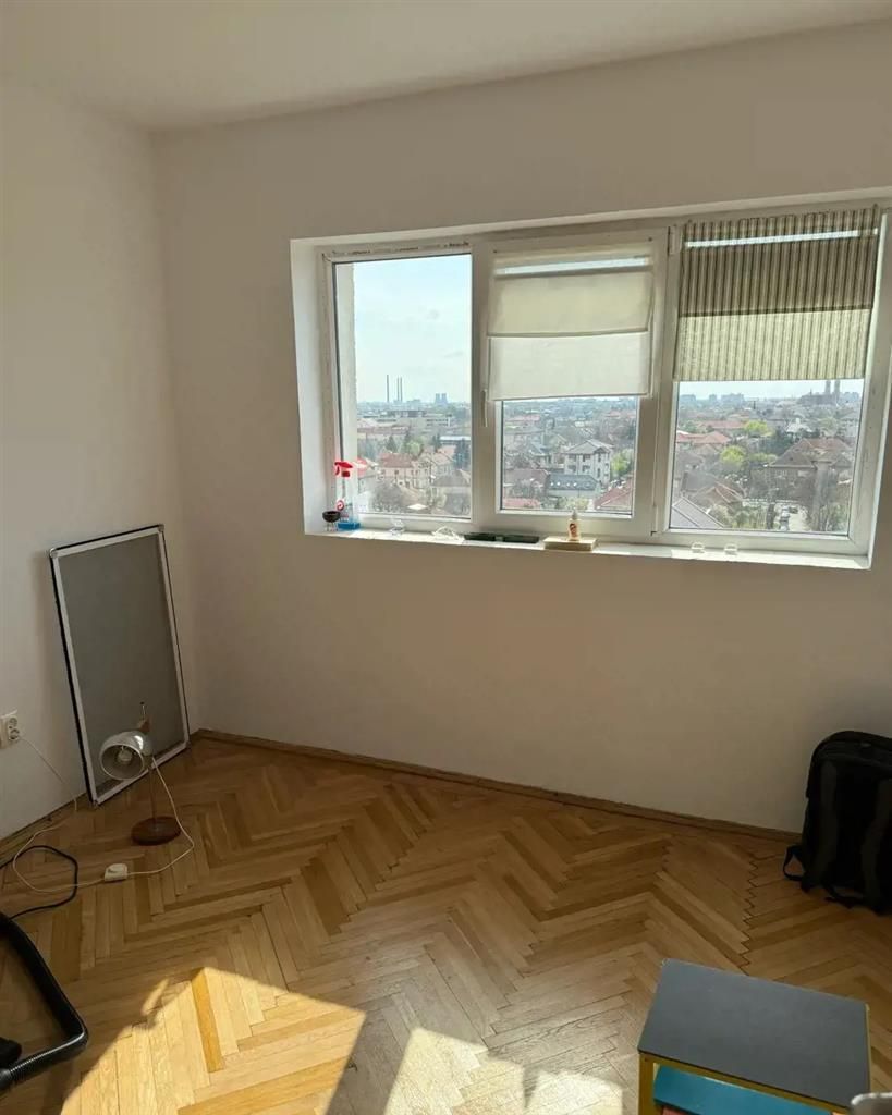 Apartament 3 camere Complexul Studentesc - Poză 2