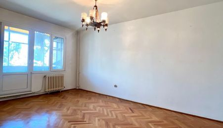 Apartament cu 3 camere, et 1, vizibilitate excelentă, parcare, Fortuna