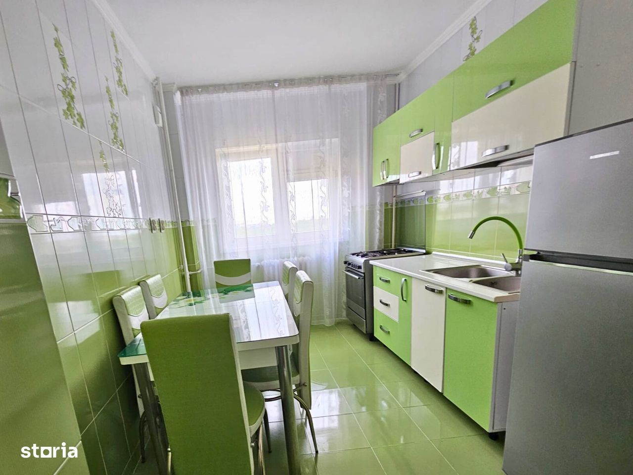 De vanzare Apartament spațios cu 4 camere, sos. Oltenitei, sector 4 - Poză 6