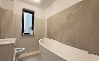 Casă 4 camere Moșilor – Foișor | Renovată - Poză 3