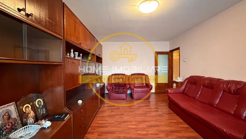 Etaj 3/Apartament 2 Camere/Decomandat/ Nicolina Prima Statie! - Poză 2