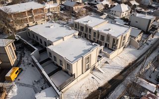 Vânzare, townhouse, 2 nivele, 3 camere, strada Maciesilor, Telecentru - Poză 1