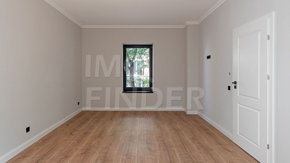Vanzare apartament la casa 84 mp,  zona centrala, curte 200mp - Poză 10