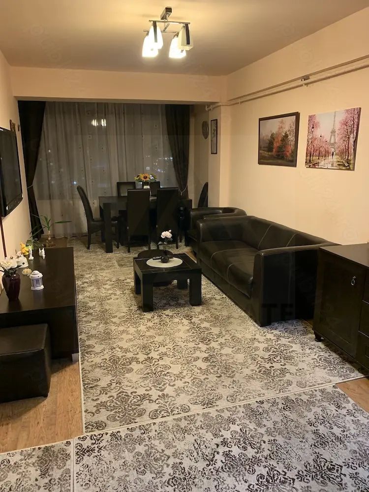 Apartament 2 camere balcon Doamna Stanca Dedeman - Poză 2