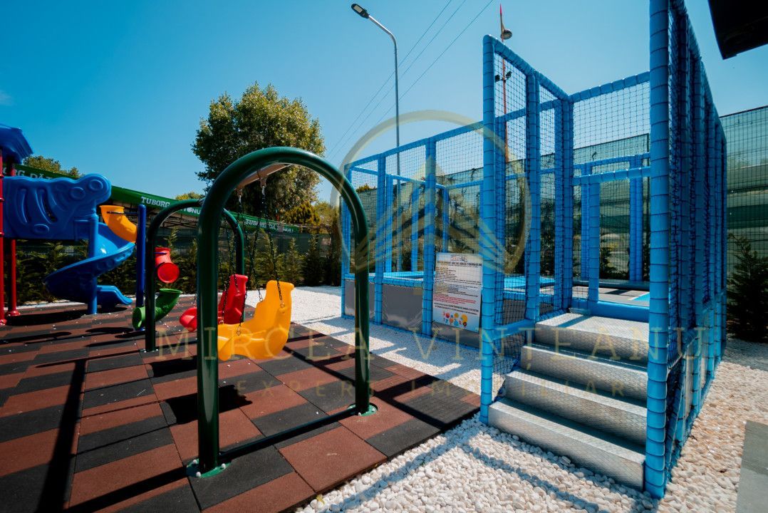 Stațiunea Mamaia  - Vanzare Hotel Dunarea amplasat la 100m de malul marii - Poză 42