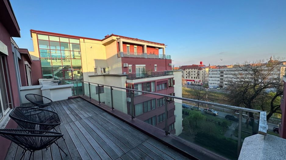Luxury penthouse for rent close to the Center of Timisoara - Poză 3