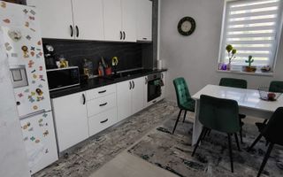 Vindem apartament 3 camere in complexul Prima Universitatii - Poză 10
