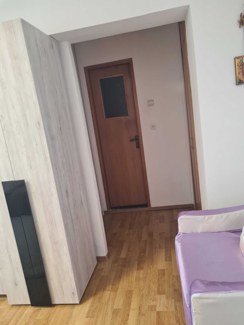 Vanzare Apartament 2 camere, 55 mp, loc de parcare, balcon închis – Sector 5 - Poză 5
