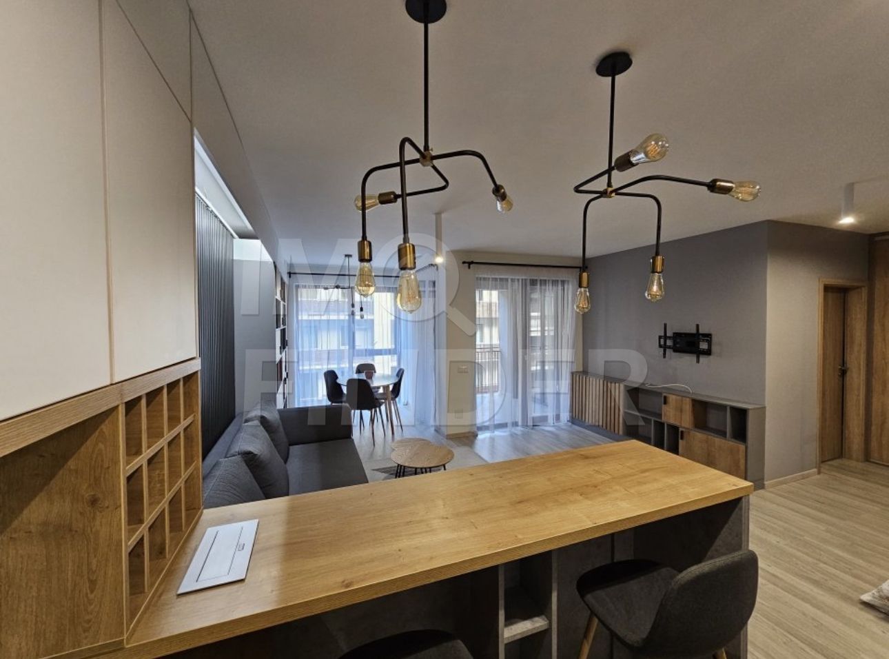 Vânzare  2 camere, ultrafinisat, aproape de Liceul Elf - Poză 1