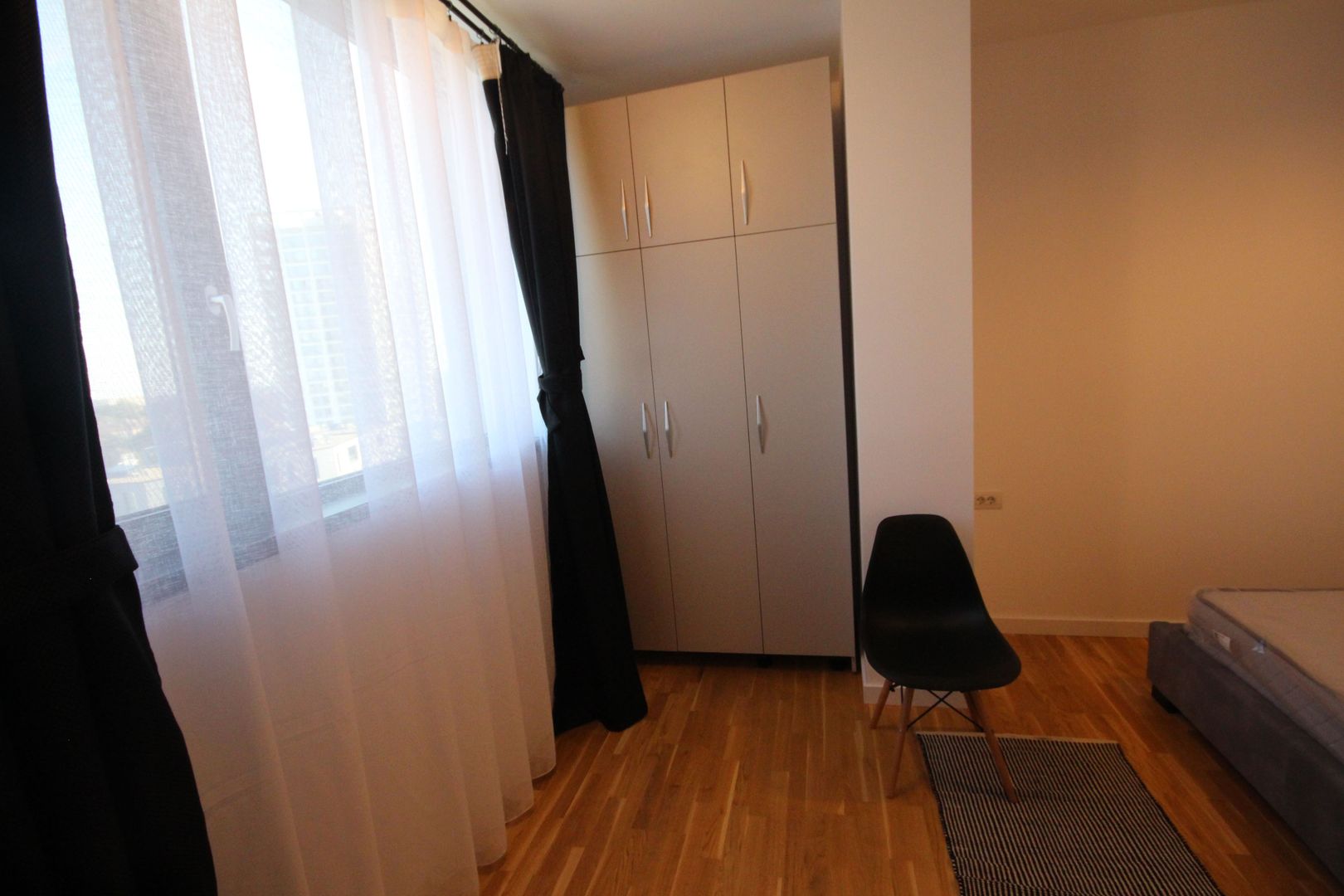 Apartament  inchiriere la ISHO - Poză 11
