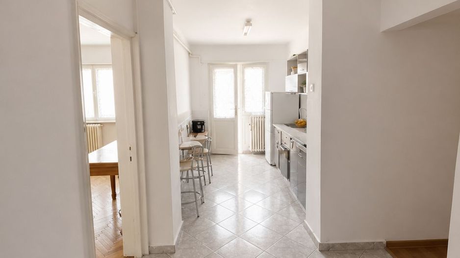Apartament cu 4 camere de vanzare in zona Closca in Alba Iulia - Poză 6
