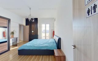 Blvd. Balcescu langa metrou Universitate, 4 camere, terasa de 50mp, 3 bai - Poză 23