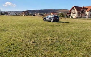 Teren intravilan 4.690mp.deschidere la 2 drumuri,zona Unirii - Poză 1