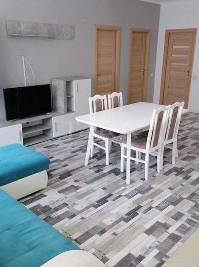 Apartament cu 3 camere de vanzare in Floresti. - Poză 2