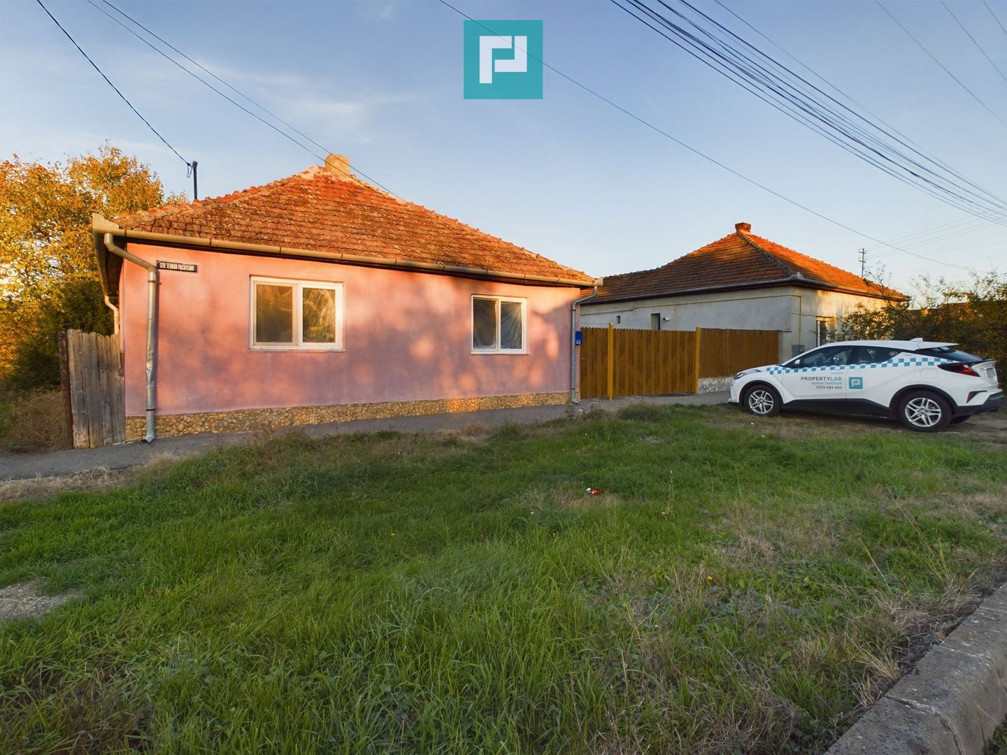 Teren generos și casă în Sânnicolau Mic - Poză 2