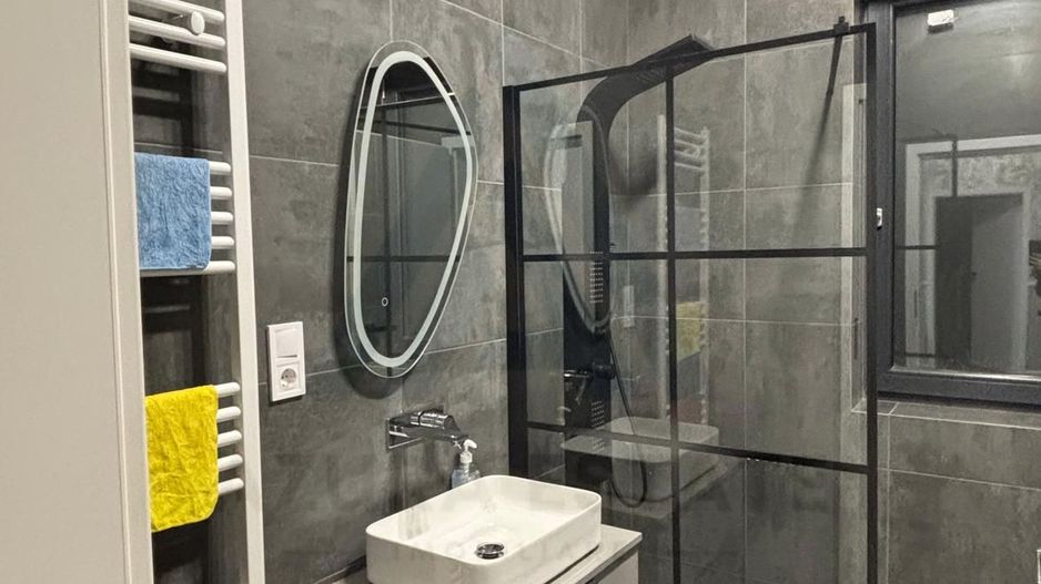 Apartament premium 3 camere prima închiriere balcon 9 mp C. Cisnadiei - Poză 9