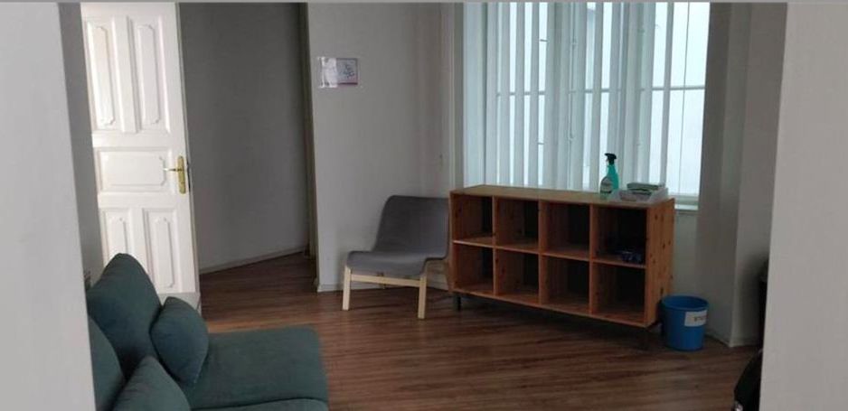 Spatiu generos pentru birouri - Poză 8