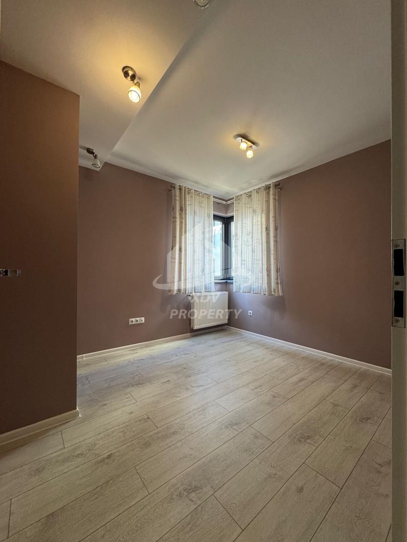 Apartament 4 camere decomandate , 2 bai, 2 balcoane,  90mpu, Sibiu - Poză 22