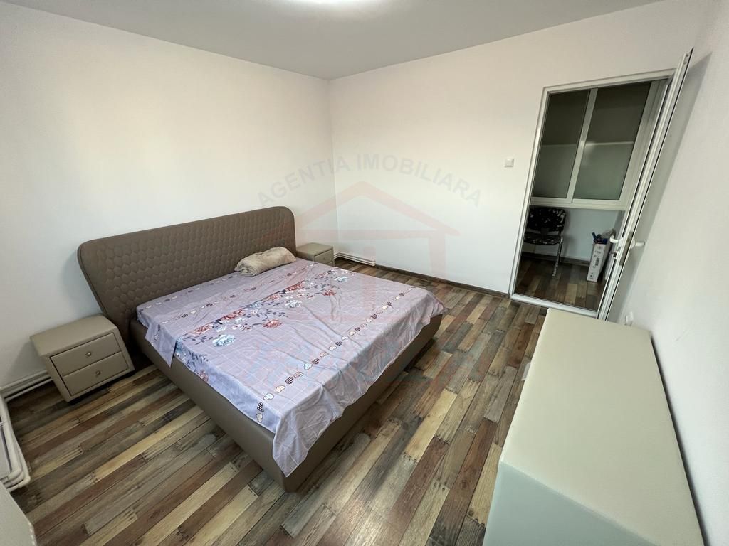 Inchiriem apartament cu 3 camere in centrul orasului, pret 500 euro - Poză 8