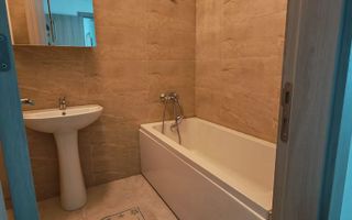 Apartament cu 3 camere extrem de interesant Viscolului-Militari - Poză 14