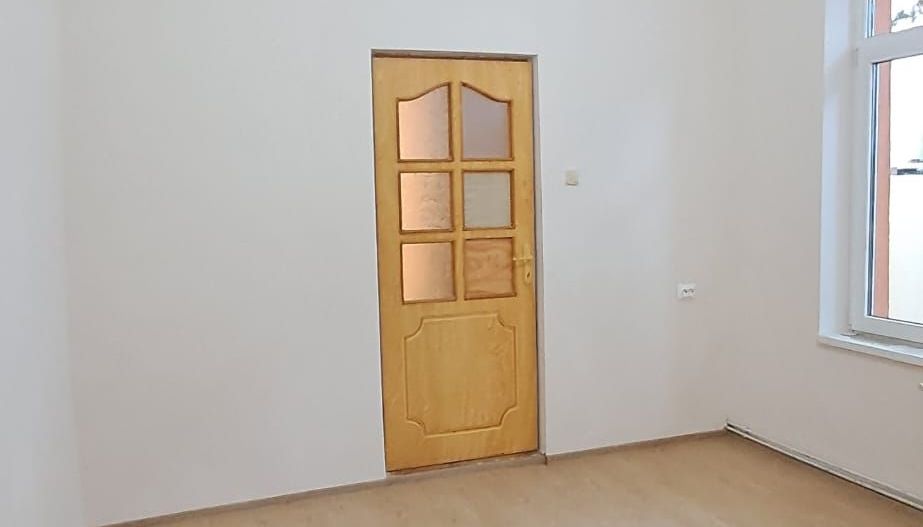 Dimitrie Cantemir - Tineretului, 350 m metrou, casa 2 camere + curte - Poză 2