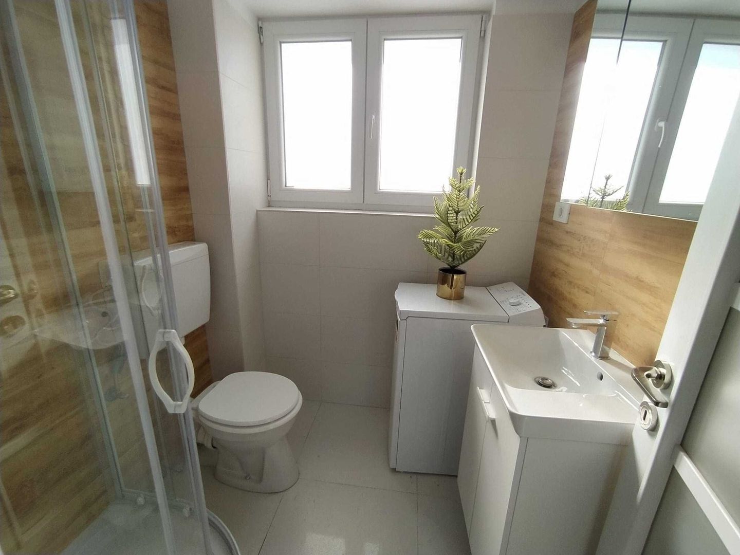 Inchiriere apt 2 camere Tei - Poză 4