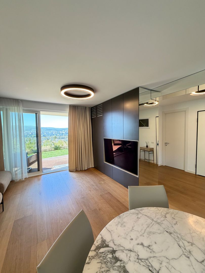 Apartament PREMIUM cu curte, terasă și lift cu acces direct în living - Poză 4