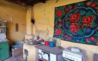 🏡  Teren generos cu Casă de Poveste în Șiria, Arad- Locație Rară - Poză 12