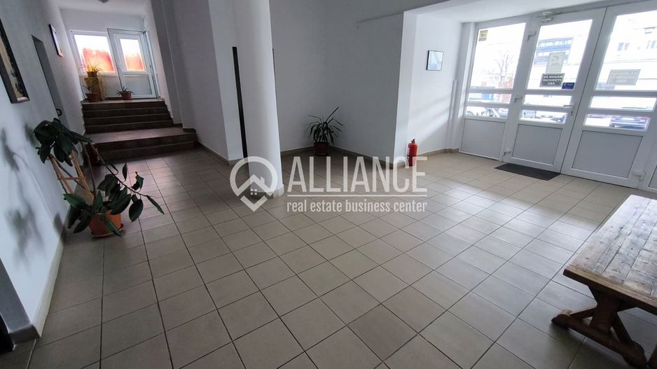 FALEZA NORD cladire multifunctionala 4600 mp cu acces din Bdul Mamaia! - Poză 13