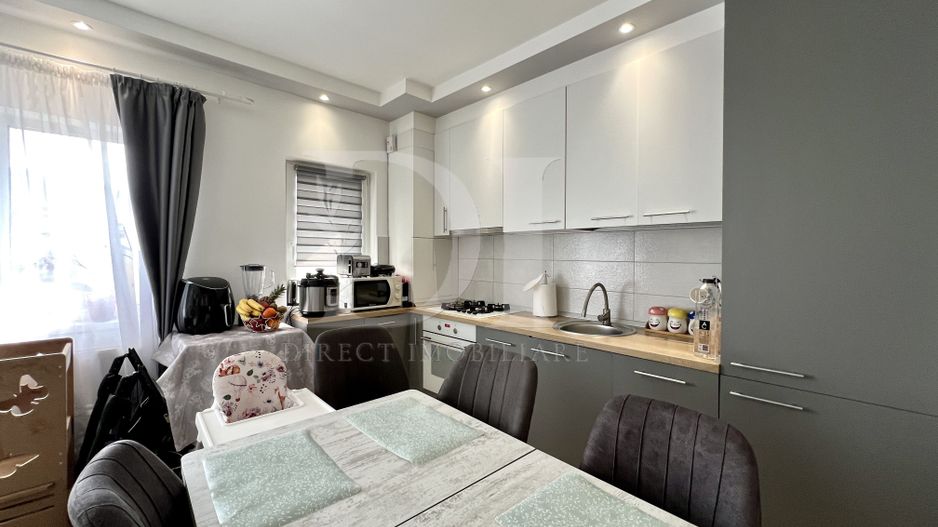 Apartament cu doua camere / Curte / Parcare - Poză 2