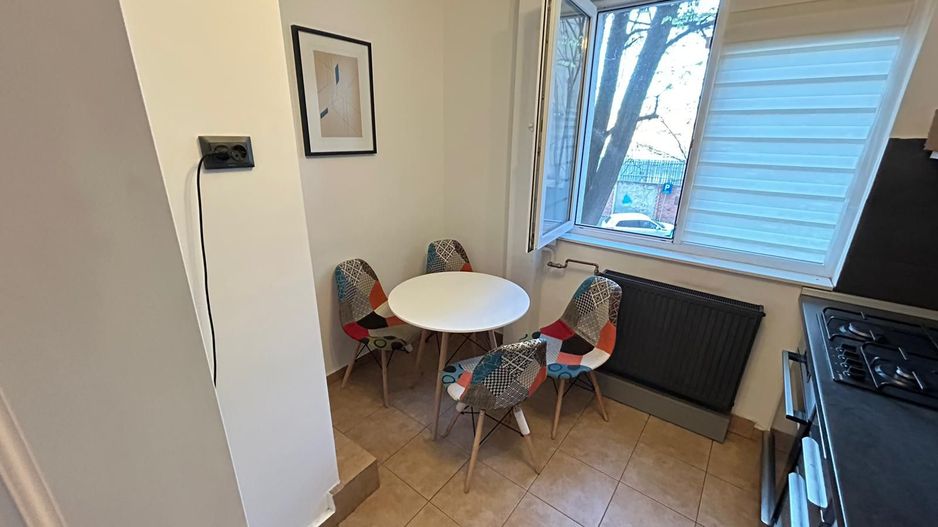 APARTAMENT 3 CAMERE 1 MAI | METROU - Poză 6