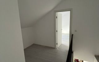 Apartament 4 camere 2 bai si balcon pe Mihai Viteazu - Poză 6