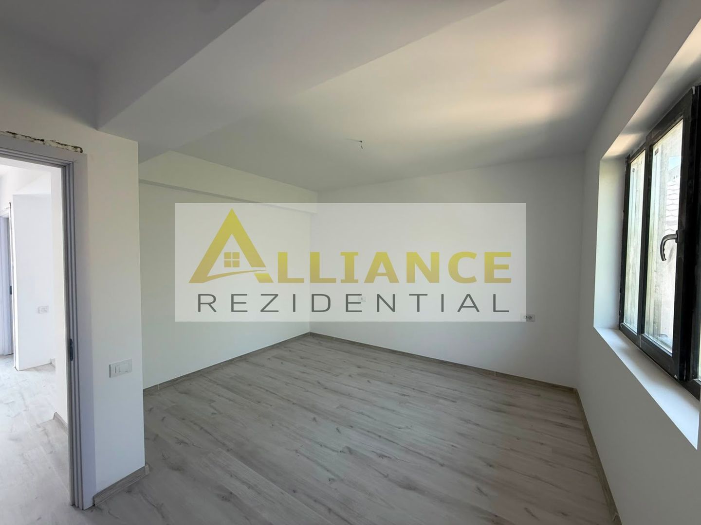 Casa individuala P+1E ~ 5 camere 2 bai ~ teren 275mp - Poză 2