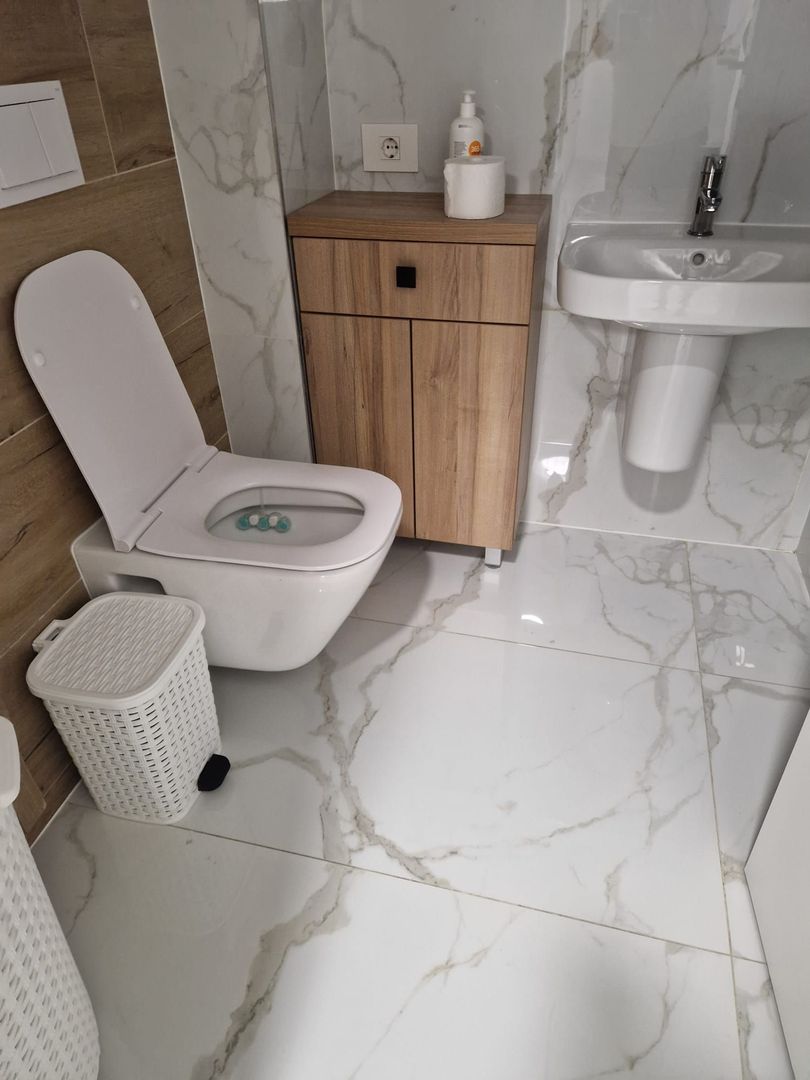 Apartament 2 camere central, IINCHIRIERE – Prima Panorama, Oradea - Poză 12
