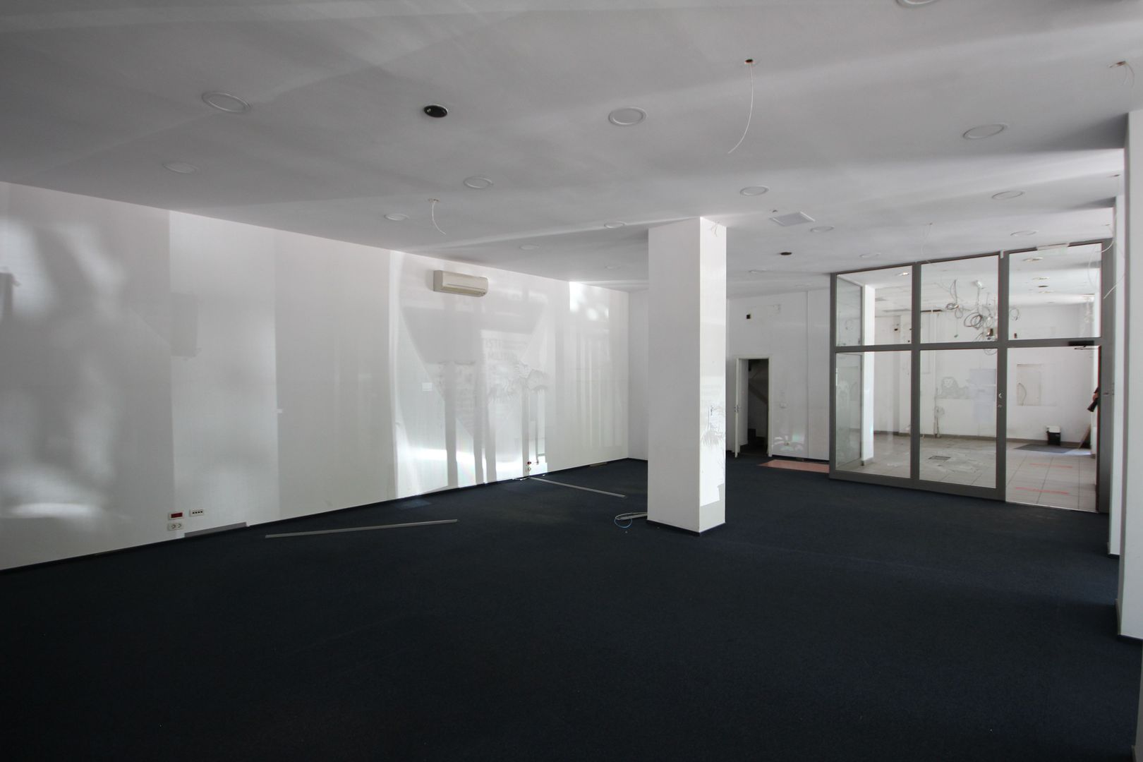 Spatiu comercial stradal 170 mp- central - Poză 4